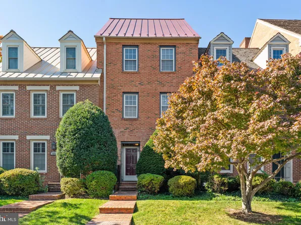 815 College Ave, Fredericksburg, VA 22401