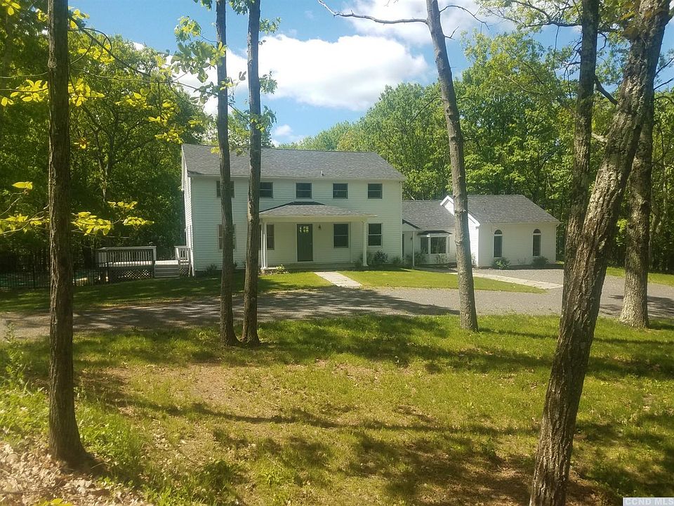 1st image of 134 W View Dr
