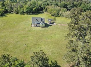 220 Four Notch Rd, Huntsville, TX 77340