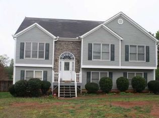 5411 Milling Ct, Powder Springs, GA 30127