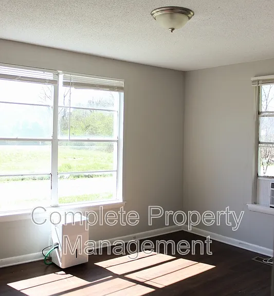 5320 Java Ave — Photo 2