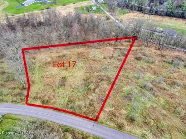 17 Walnut Ridge Dr, Mehoopany, PA 18629