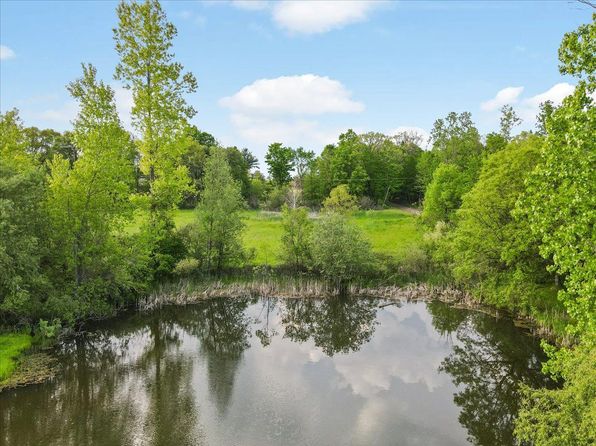 3975 Hagerman Rd, Leonard, MI 48367