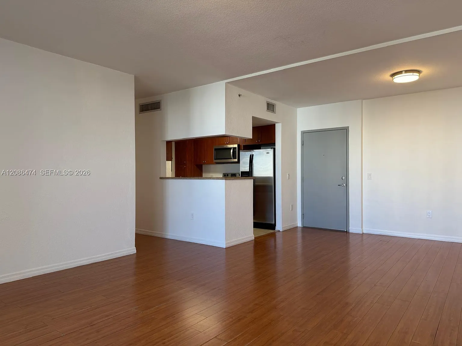 Havana Lofts Condo — Photo 1
