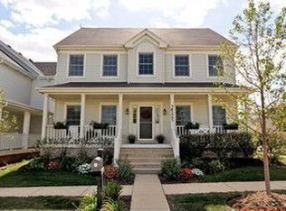 38W995 Armstrong Ln S, Geneva, IL 60134