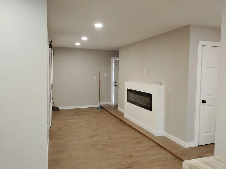 330 Ballantrae Ln — Photo 37