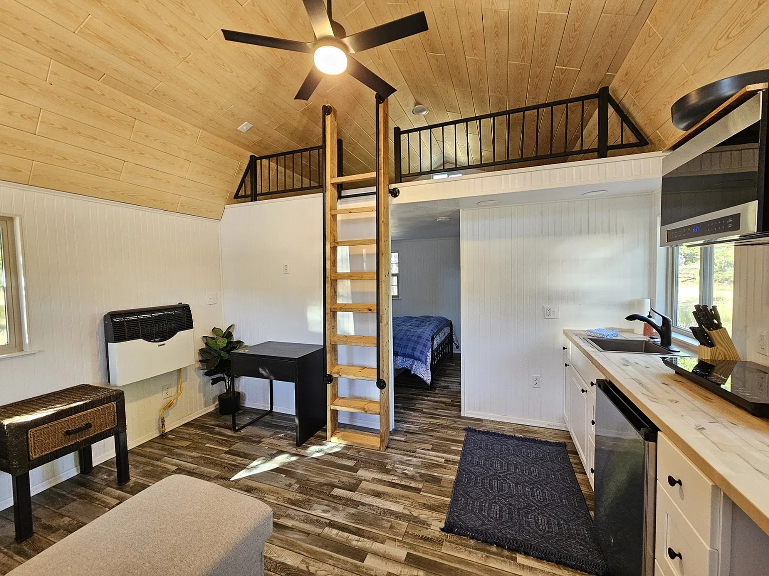 1 bed, 400 sqft, $1,400 — Photo 3