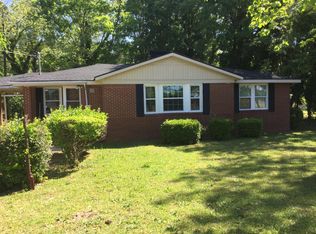 17301 Harvell Ln, Laurinburg, NC 28352
