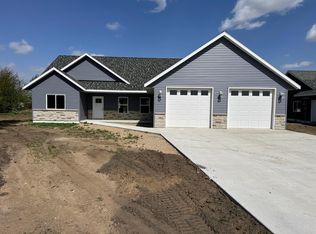706 11th St NW, Perham, MN 56573