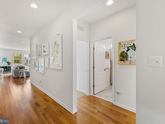 4th image of 18734 Lakelands Dr #331