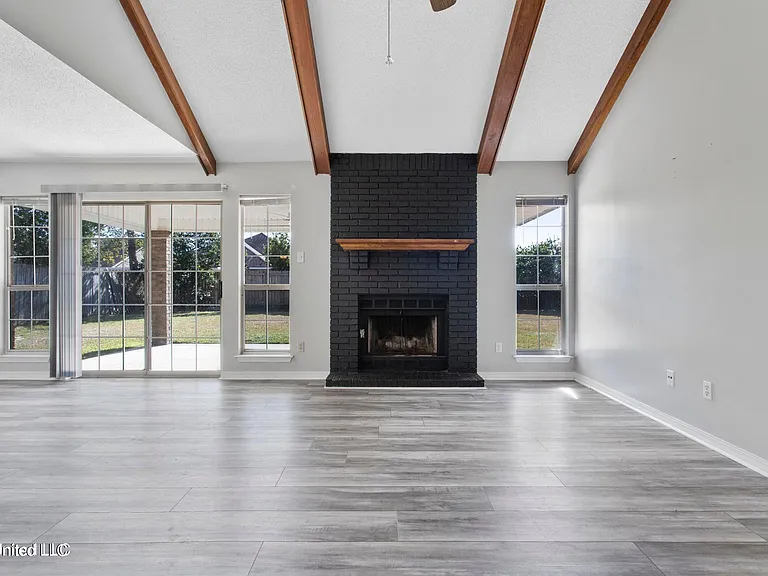 987 Bluff Rdg — Photo 6