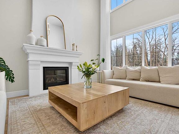 5th image of 20320 SE 29th Ave NW