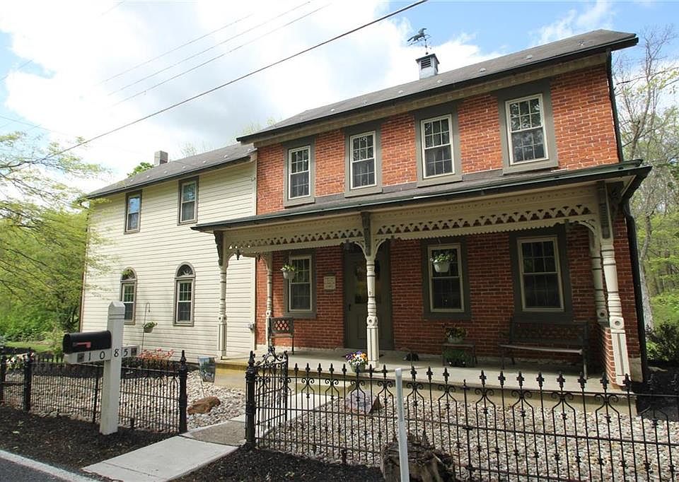 1st image of 1085 Walnut Dr