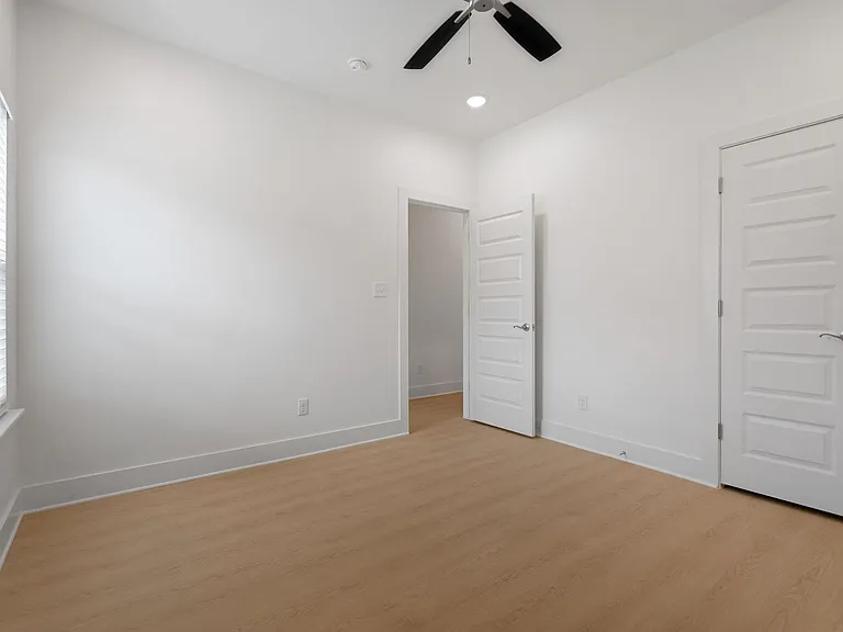 2713 SW Shackelton Ave #1 — Photo 44