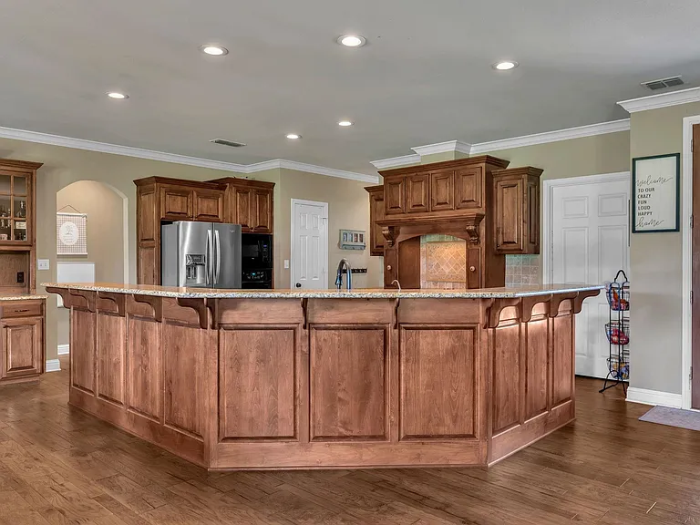 350 Julius Davis Ln — Photo 10