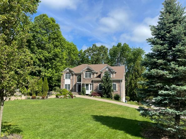 High Crest Lake - West Milford Real Estate - 3 Homes For Sale | Zillow