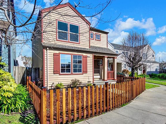 2nd image of 554 Horizon Way