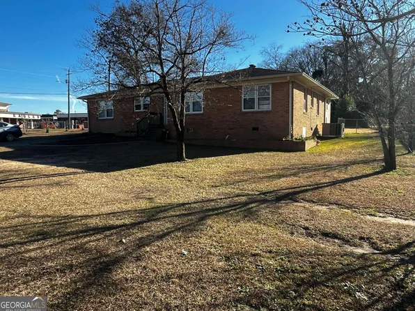 301 Orchard Ln, Warner Robins, GA 31093