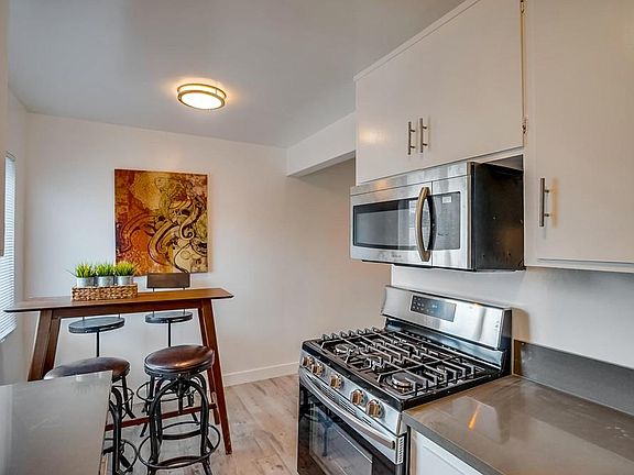 4th image of 92 E Market St #9