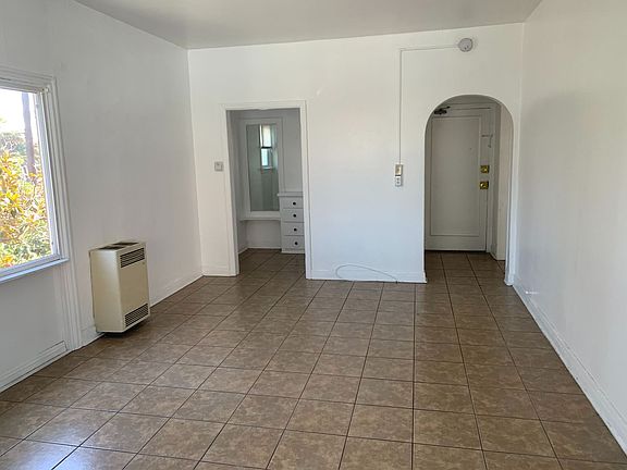 4th image of 3701 W 1st St #1