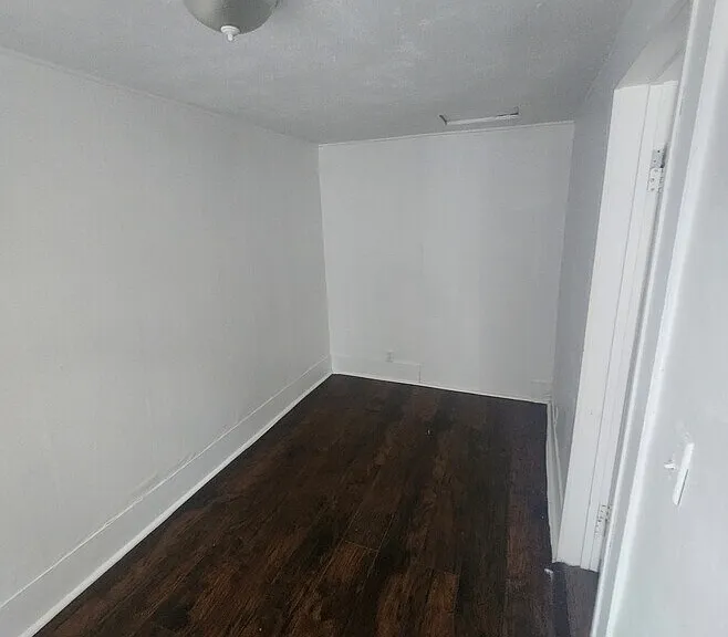 110 Webster St — Photo 1