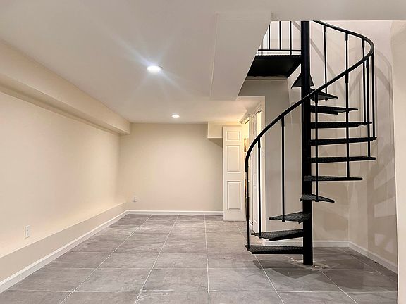 5th image of 151 W 78th St APT 1A