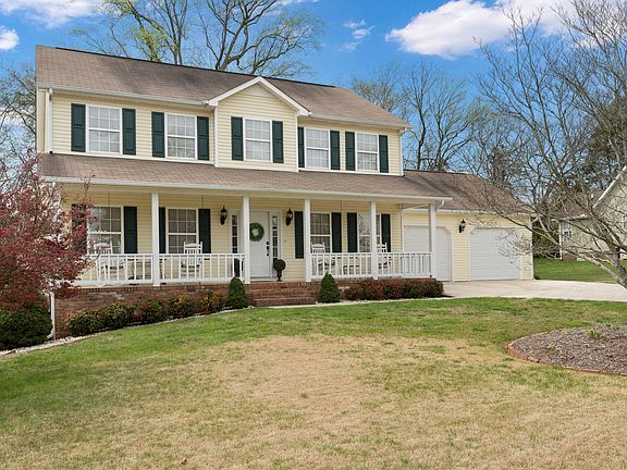 2nd image of 132 Mill Creek Trl NE