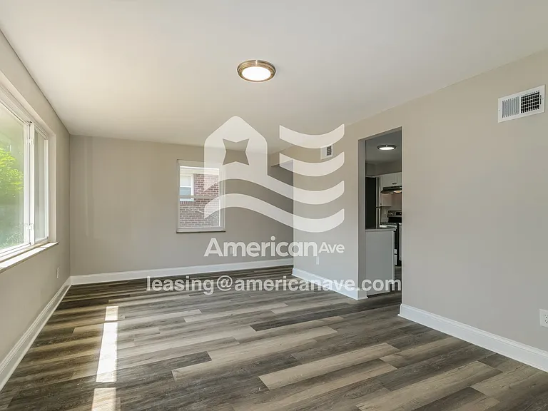 741901_005_dining_room_14020168.jpg