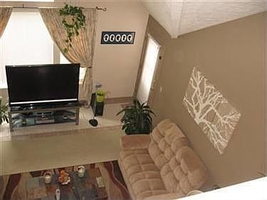 2nd image of 7135 N Nightingale Pl