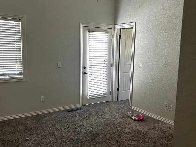533 Rupple Rd — Photo 13