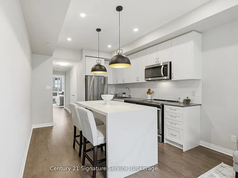 1238 Cawthra Rd #2 — Photo 11