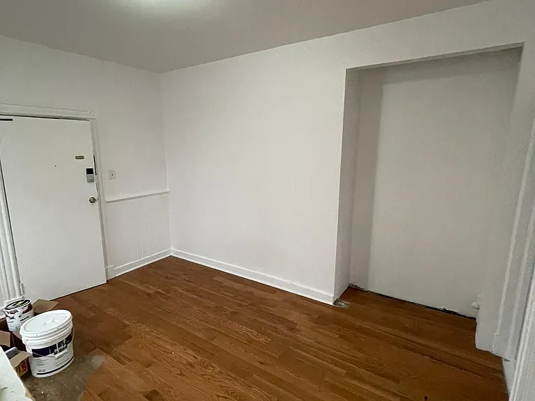 159 Waldo Pl #ST — Photo 5