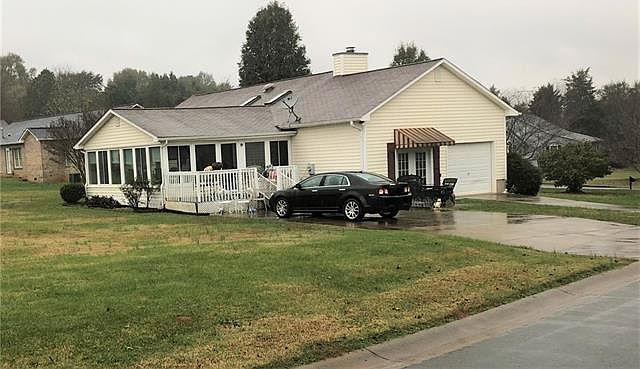 2nd image of 1611 Heron Ct