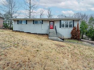 821 Shadywood Ln, Birmingham, AL 35206