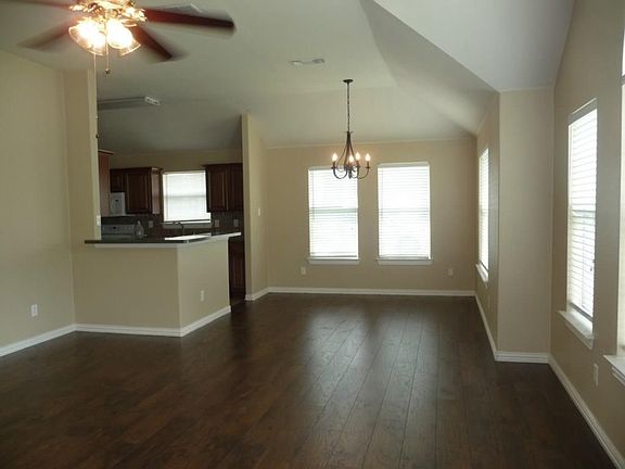4th image of 1306 Sherman St