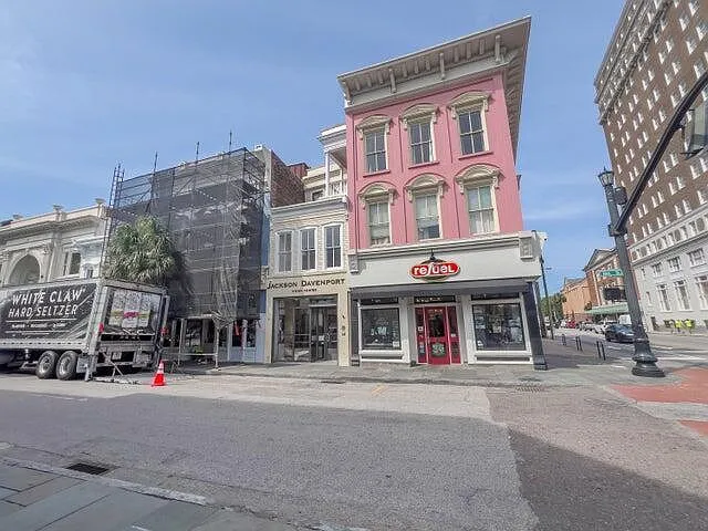 1 bed, 800 sqft, $2,500 — Photo 1
