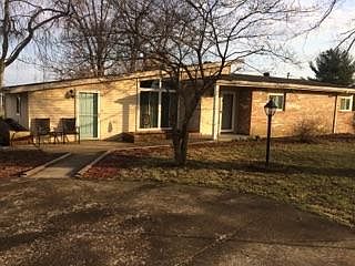 2nd image of 906 W Main St
