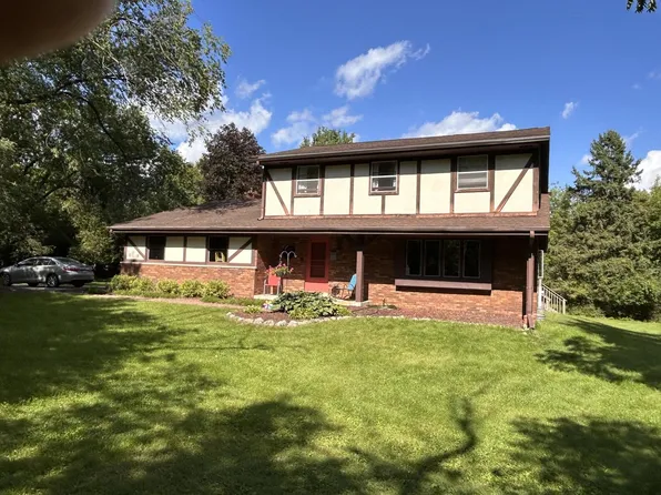W305N5690 N Stevens ROAD, Hartland, WI 53029