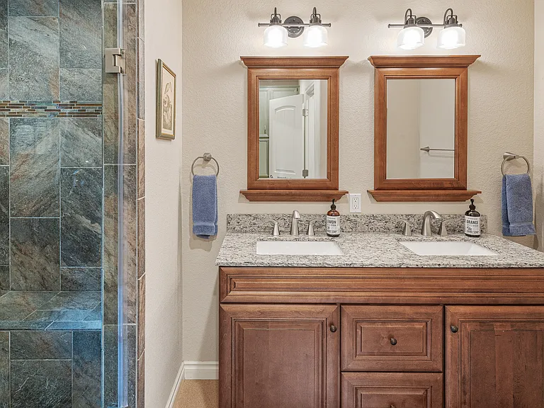 4274 Upper Pack River Rd — Photo 24