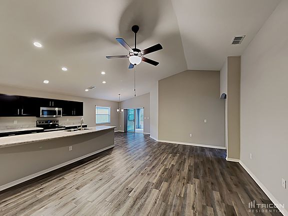 2nd image of 958 Blue Tide Ln