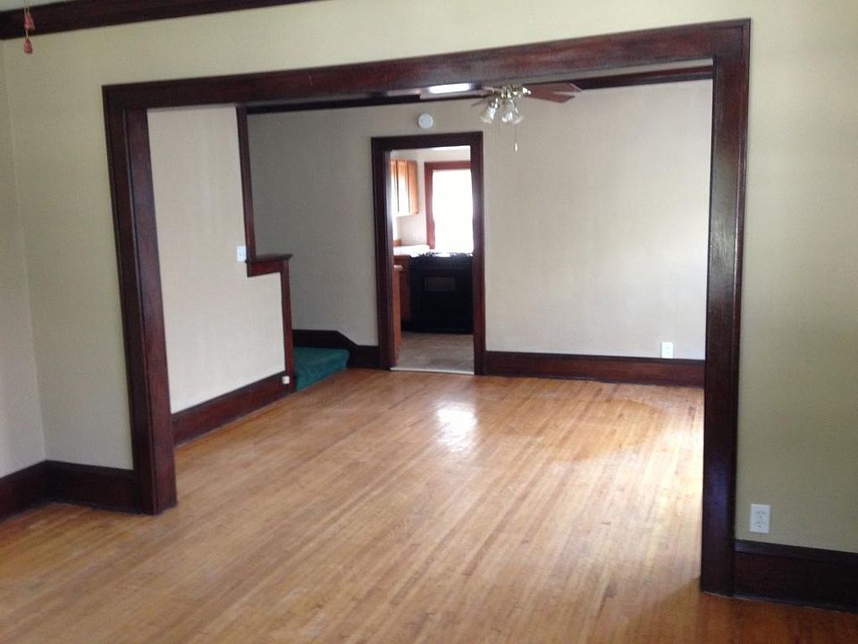 1st image of 1526 Albany Ave