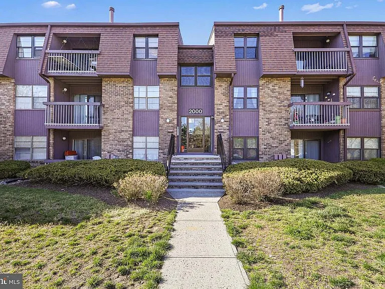 2032 Old Stone Mill Dr #2032 — Photo 13
