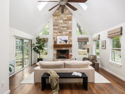 2608 S 2nd St, Austin, TX, 78704