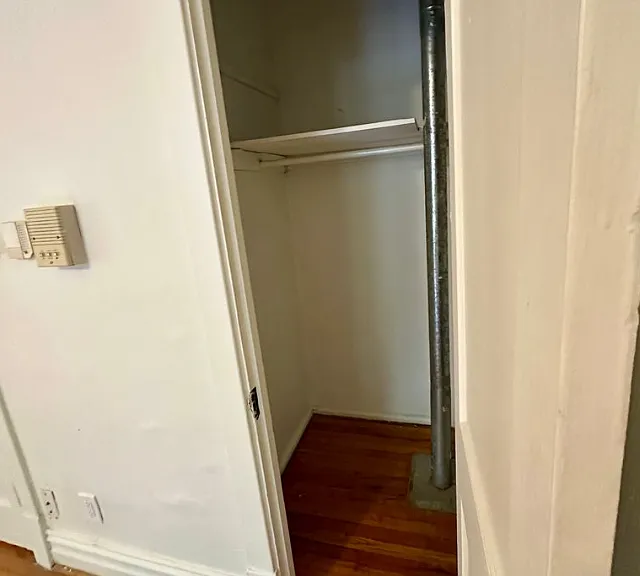 4415 Pershing Ave — Photo 10