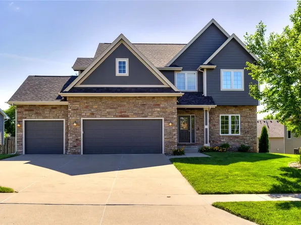 4419 163rd St, Urbandale, IA 50323