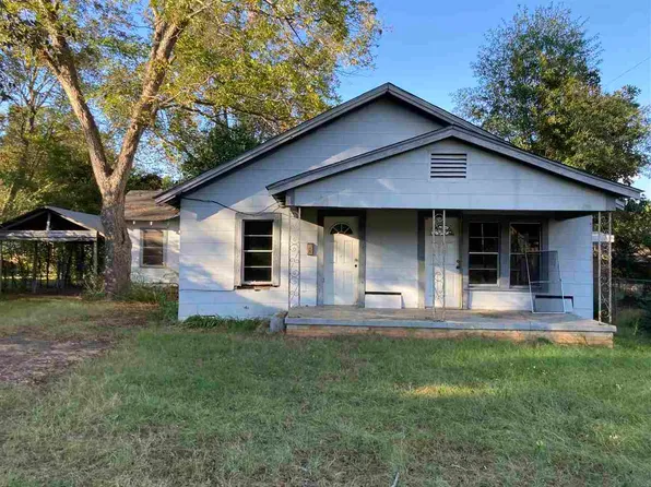 1305 E Main St, Atlanta, TX 75551