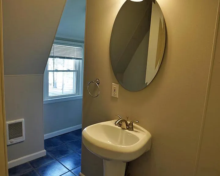 32 Woodland Ave #B — Photo 6