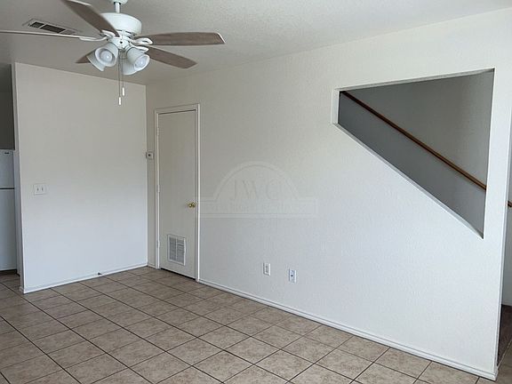 5th image of 4300 Abigail Dr APT A