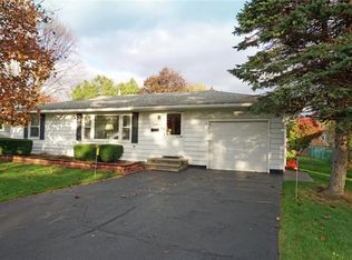 115 Dolores Ter S, North Syracuse, NY 13212