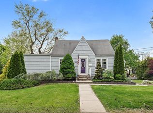 15 Patten St, Freehold, NJ 07728